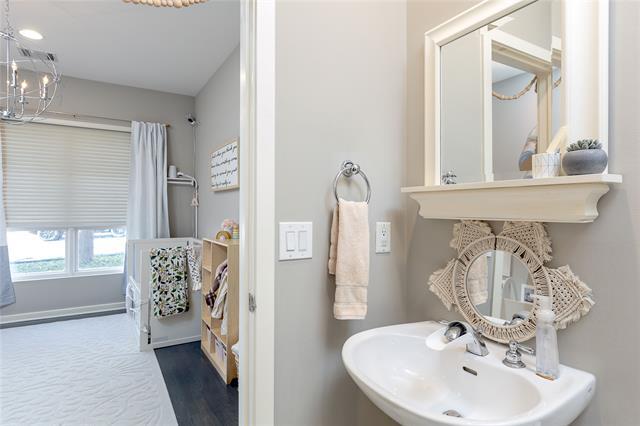 Foto del edificio - 4100 Travis St