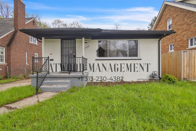 Building Photo - This beautifully updated 3-bedroom, 1-bath single-family home is ready for move-in!
