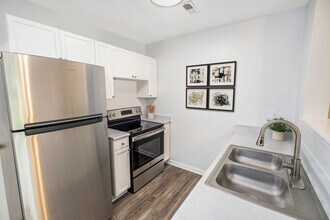 Interior Photo - Carlson Bay Luxury Apartments