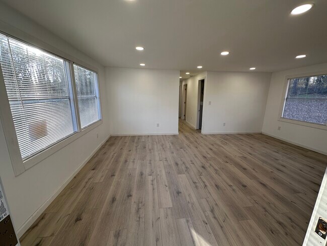 Foto del edificio - 1416 Oak Ln