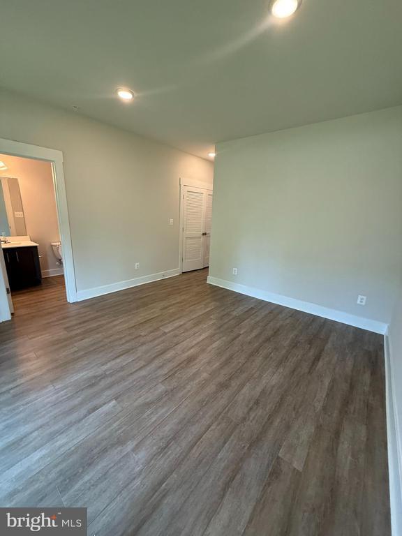 Foto del edificio - 212 Pomegranate Ln