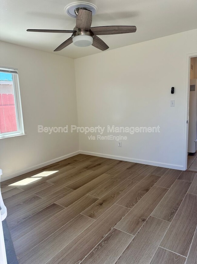 Building Photo - 3153 Mandan Way