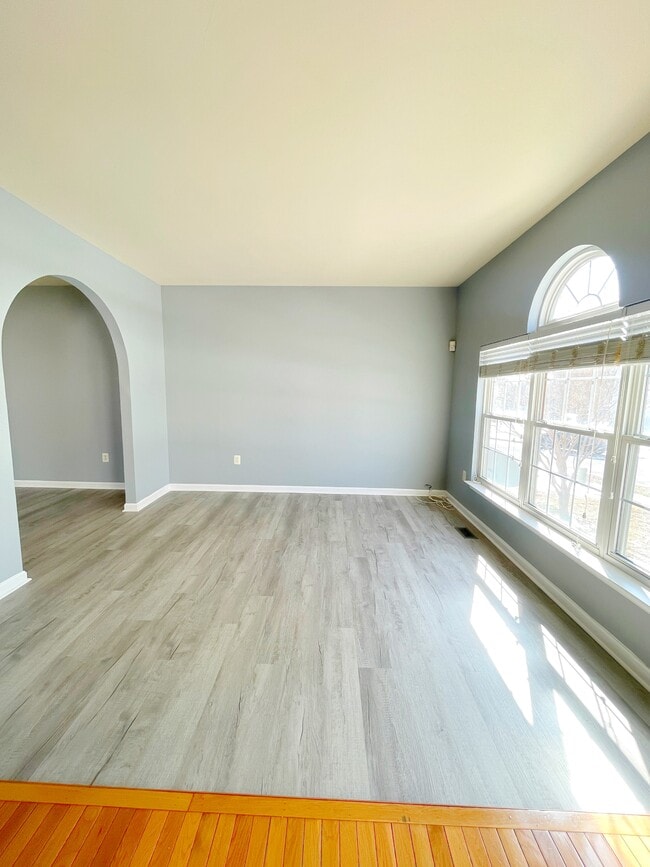 Building Photo - 2776 Bismark St