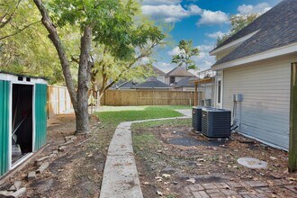 Building Photo - 4703 Cashel Glen Dr