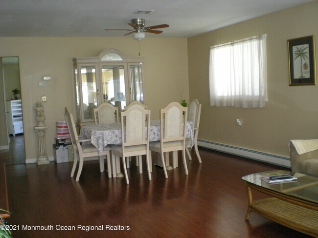 Building Photo - 6 Nevis Ct