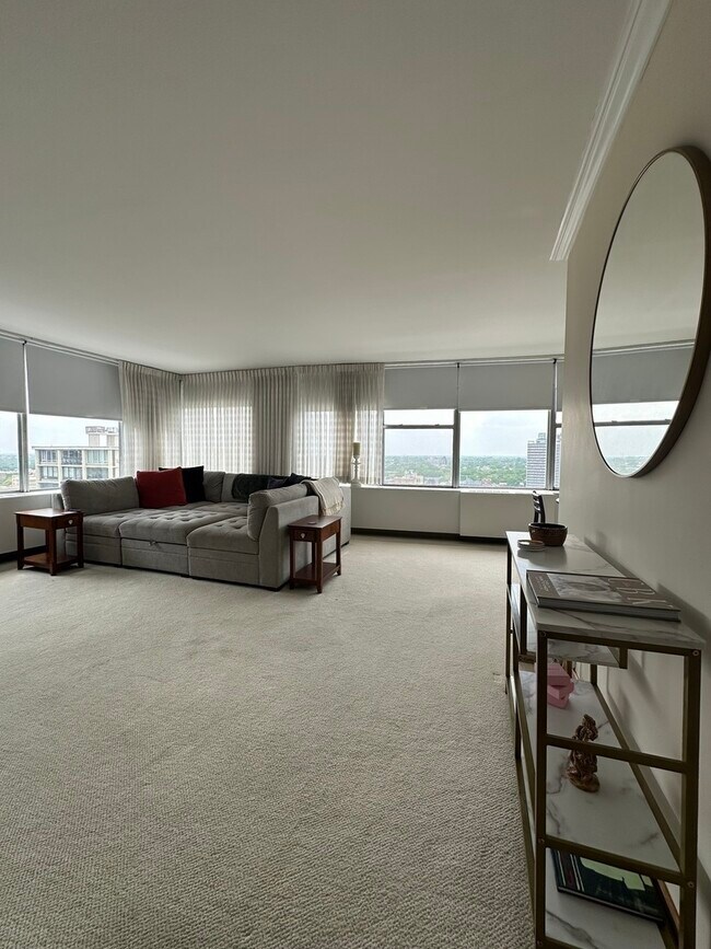 Foto del edificio - 5757 N Sheridan Rd