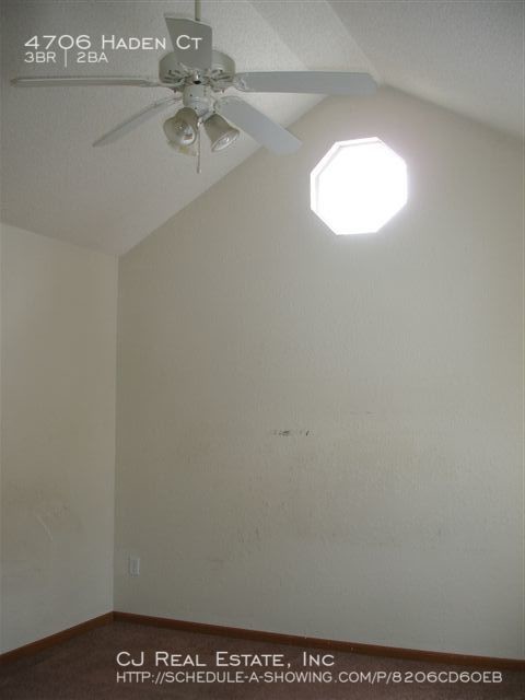 Foto del edificio - 4706 Haden Ct