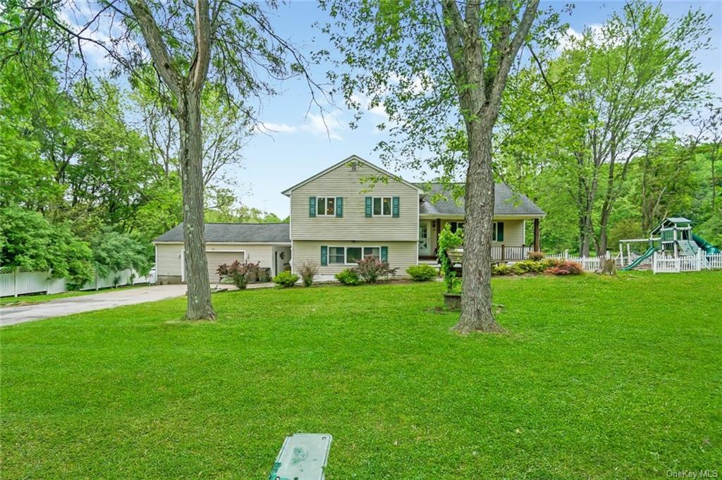 Primary Photo - 51 Cherry Hill Rd
