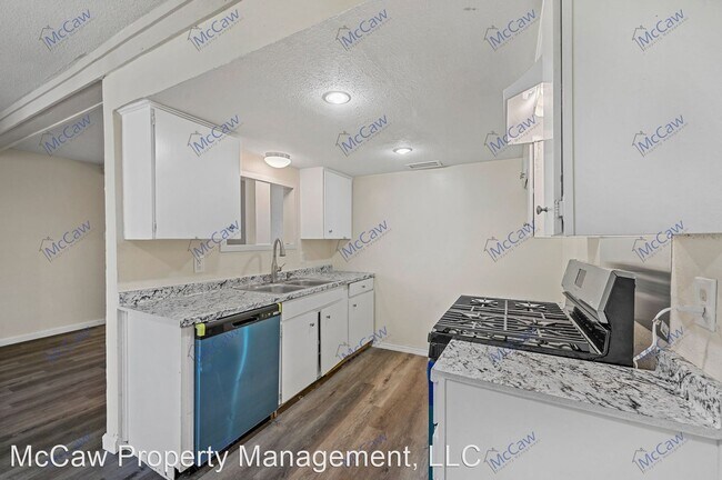 Foto del edificio - 3 br, 1.5 bath House - 15122 Marsha Dr.