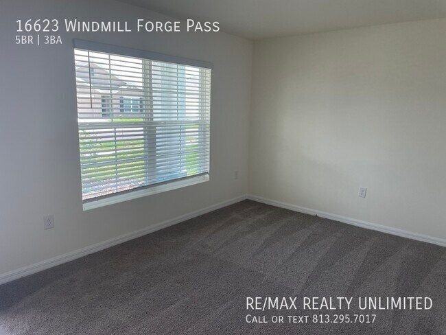 Foto del edificio - Sereno Brand New 5 Bedroom Home!! - 16623 ...