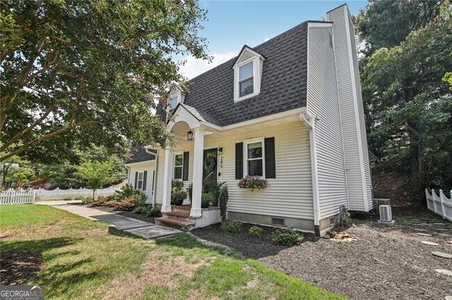 Foto del edificio - 245 Park Bridge Ln