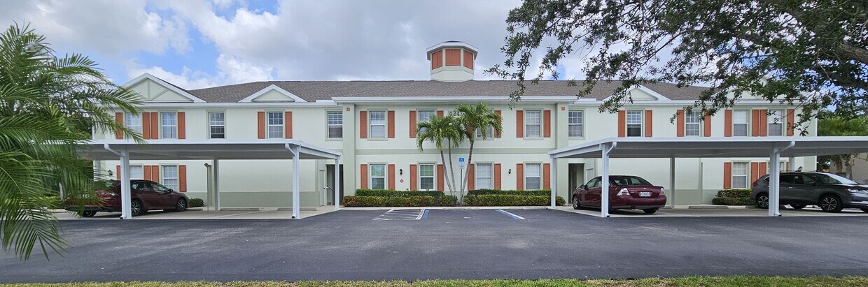 Foto principal - 3/2 Condo in Province Park of Fort Myers