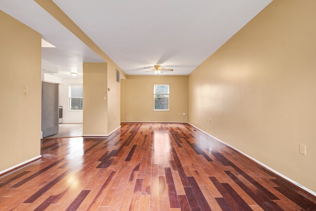 Photo - 2705 24th St NE House