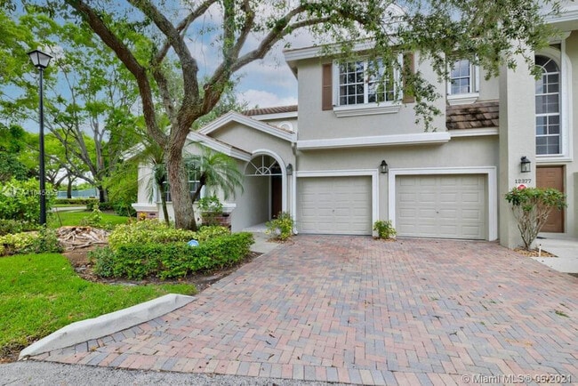 Building Photo - 12375 NW 10th Dr