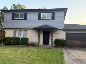 Building Photo - 6207 Woodvale Dr