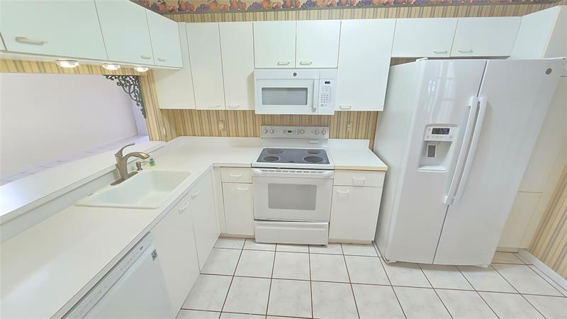 Foto principal - 4915 SW 32nd Ave