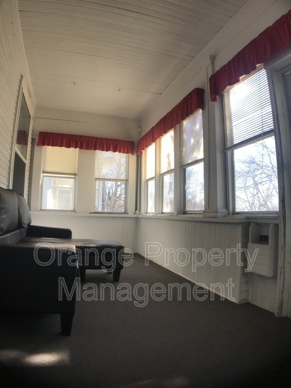 Foto del edificio - 708 Hickory St