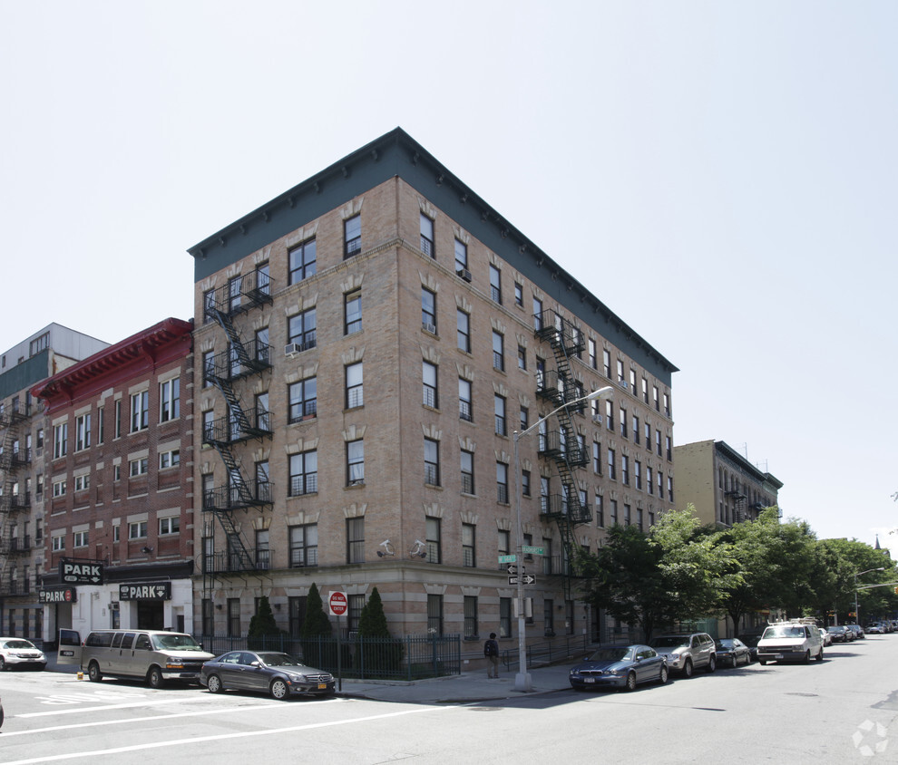 314 W 144th St - 30 Bradhurst Ave