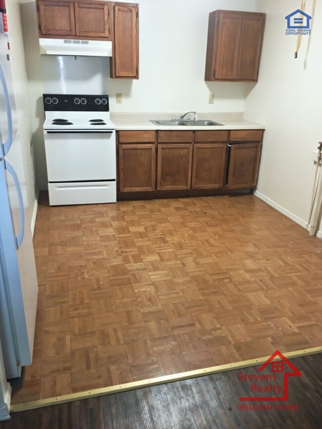 Building Photo - 62 Bybee Woods Dr