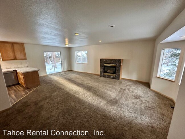 Building Photo - 3 br, 2 bath House - 1224 Tokochi St.