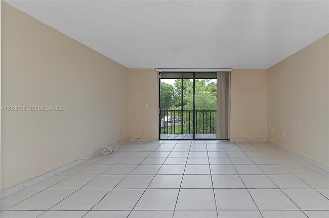 Foto del edificio - 8760 SW 133rd Avenue Rd