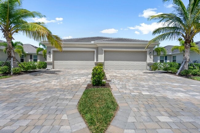 Building Photo - 4264 Lemongrass Dr