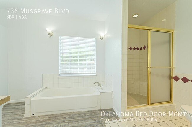 Building Photo - 736 Musgrave Blvd