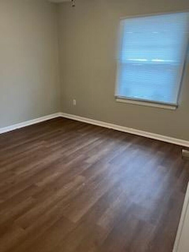 Foto del edificio - Stunning 4-Bedroom Home in Memphis - Space, Comfort & Style!