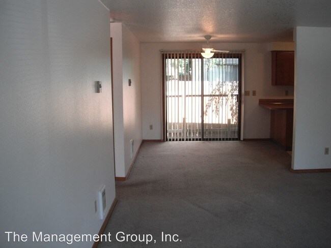 Building Photo - 1208 NE 143rd Ave