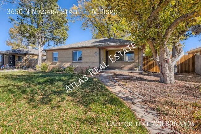 Building Photo - Desirable 4 bed /2 bath home in the middle...