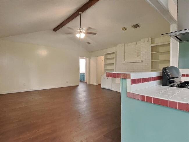 Building Photo - 2705 Laurel Creek Way