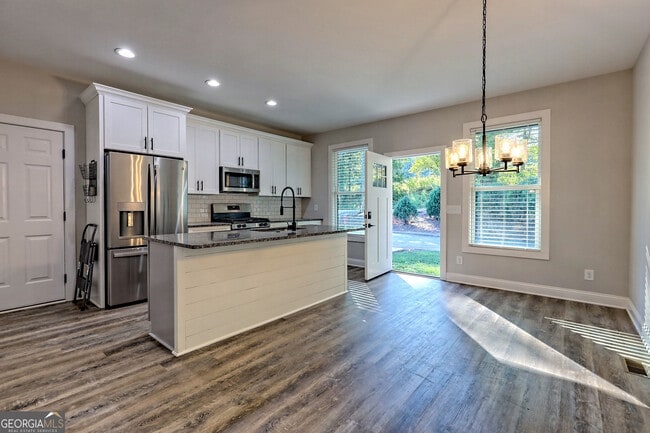 Building Photo - 18 Living Waters Wy