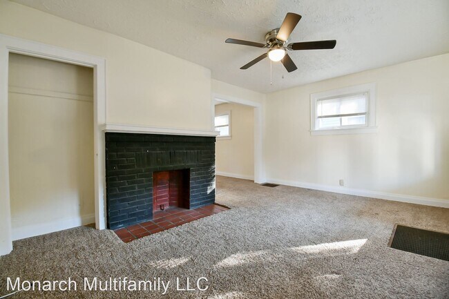 Building Photo - 2 br, 1 bath House - 1566 Duxberry Ave