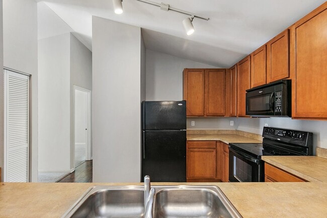 Building Photo - 148 Bertram Dr