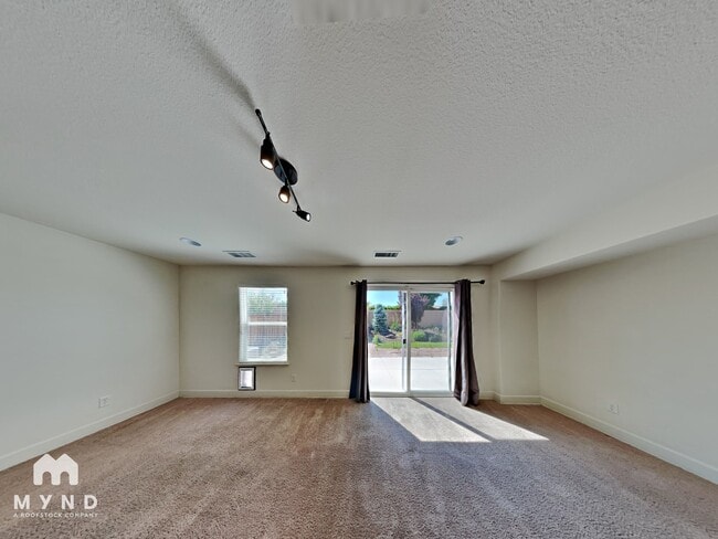 Building Photo - 11680 Cervino Dr