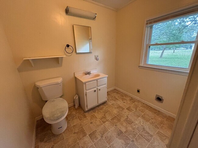 Foto del edificio - 3 Bedrooms- 2 Bathroom- House in Coosa!