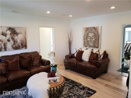 Foto del edificio - 4 br, 2 bath House - 5953 Dunrobin Ave