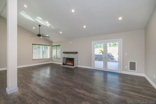 Building Photo - 10224 Pebble Beach Dr