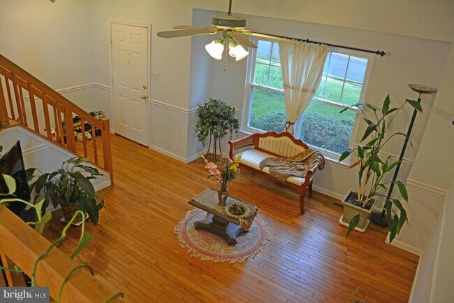 Foto del edificio - 8771 Autumn Hill Dr