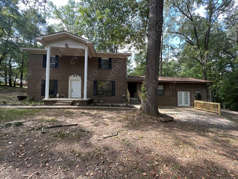 Primary Photo - 1514 Drennon St