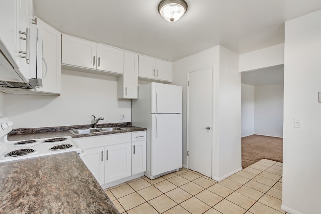 Photo - 2111 E 3300 S Apartment