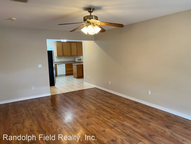 Building Photo - 3 br, 2 bath House - 304 WAGON CROSSING