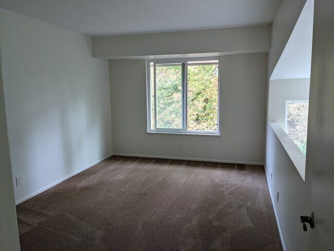 Building Photo - 5455 8th St
