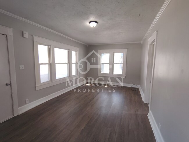 Foto del edificio - 1327 Arrow Ave