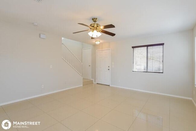 Foto del edificio - 1517 E Wedwick St