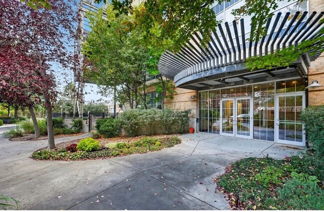 Photo - Stunning 3 bedroom Loft