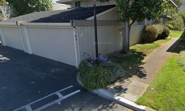 Building Photo - 3850 Rio Rd