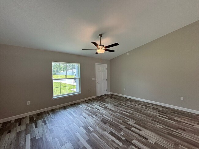 Foto del edificio - 4365 SW 151st St