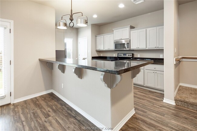 Building Photo - 3519 Summerway Dr