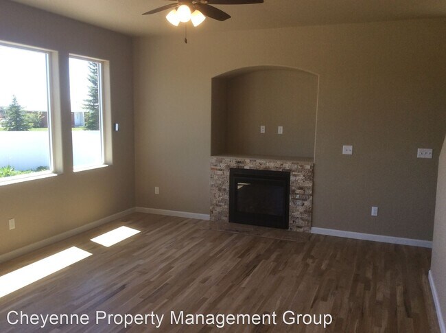 Foto del edificio - 3 br, 2.5 bath House - 4605 Garnet Way